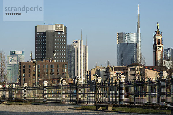 Italien  Lombardei  Mailand  Skyline vom Monumentalfriedhof