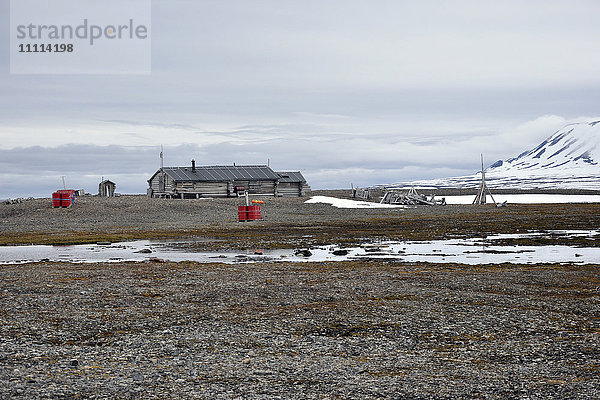 Norwegen  Svalbard-Inseln  Insel Spitzbergen  Walfangstation Mushammah