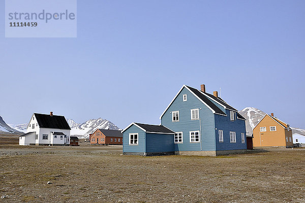 Norwegen  Svalbard-Inseln  Insel Spitzbergen  Dorf Ny Alesund