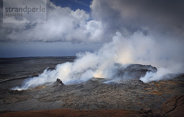 Vulkan  der Dampf ablässt  Kilauea  Hawaii  Vereinigte Staaten