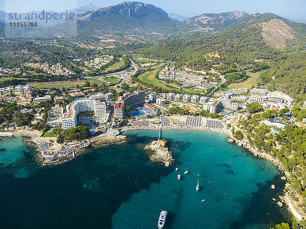 Spanien  Mallorca  Luftaufnahme der Bucht von Camp del Mar
