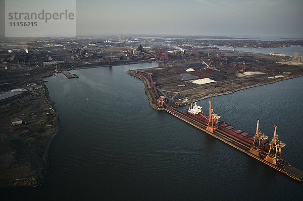 USA  Maryland  Luftaufnahme des alten Stahlwerks Sparrows Point in Baltimore