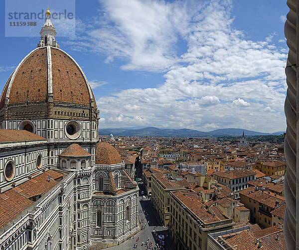 Italien  Toskana  Florenz  Blick auf die Basilika Santa Maria del Fiore