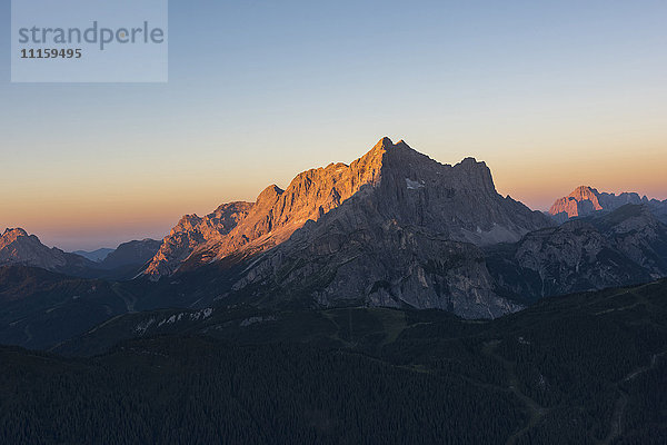 Italien  Dolomiten  Monte Civetta bei Sonnenaufgang