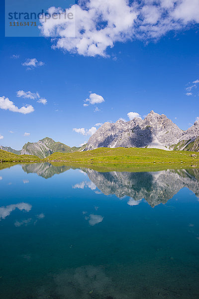 Deutschland  Bayern  Allgäu  Allgäuer Alpen  Oy-Tal  Eissee  Großer Wilder im Hintergrund