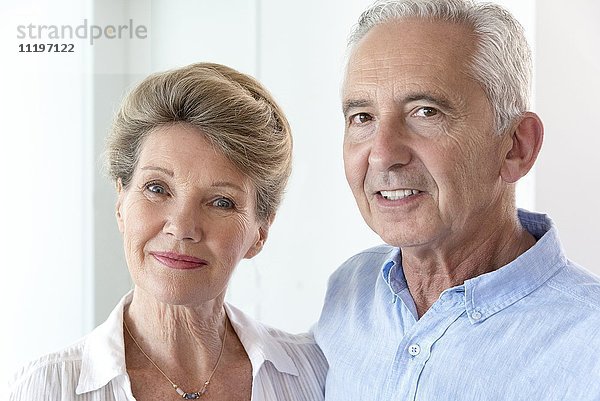 Portrait von glücklichen Senior Paar