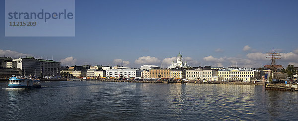 Historisches Hafenviertel  Hafen  Skyline  Kathedrale  Rad  Meer  Helsinki  Finnland