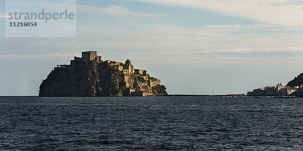 Insel Ischia im Mittelmeer; Ischia  Neapel  Kampanien  Italien'.