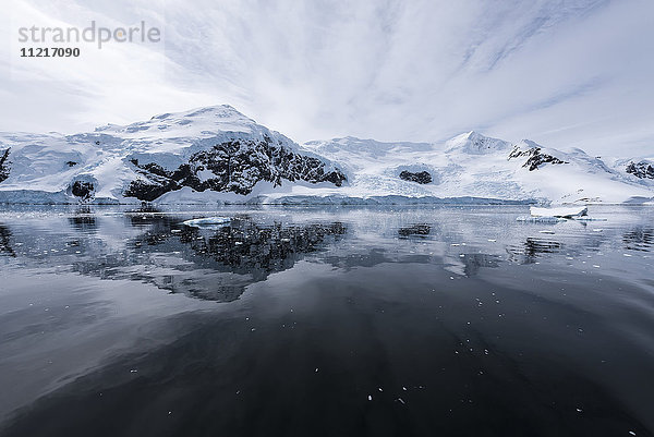 Eisige Reflexionen; Antarktis