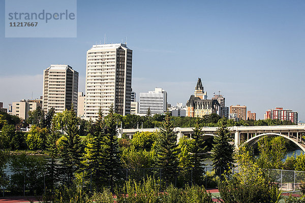 Skyline von Saskatoon; Saskatoon  Saskatchewan  Kanada'.