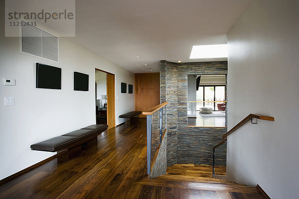 Modernes Haus mit Hartholzböden