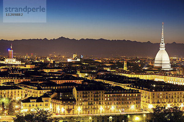 Skyline von Turin  Turin  Piemont  Italien