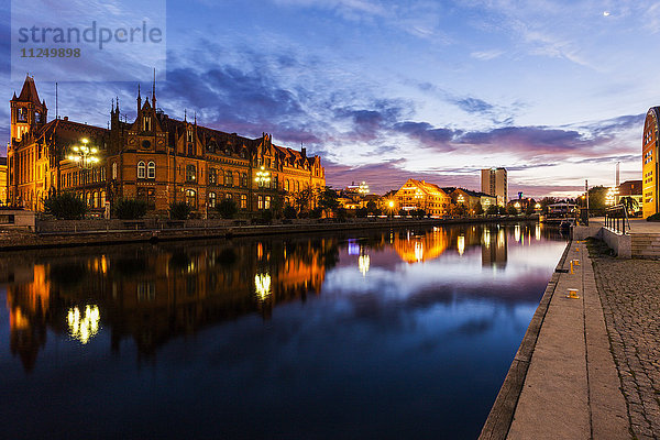 Architektur von Bydgoszcz entlang des Flusses Brda Bydgoszcz  Kujawien-Pommern  Polen