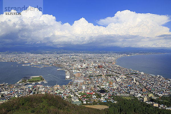 Blick auf die Seilbahn  Stadt Hakodate  Präfektur Hokkaido  Japan  Asien