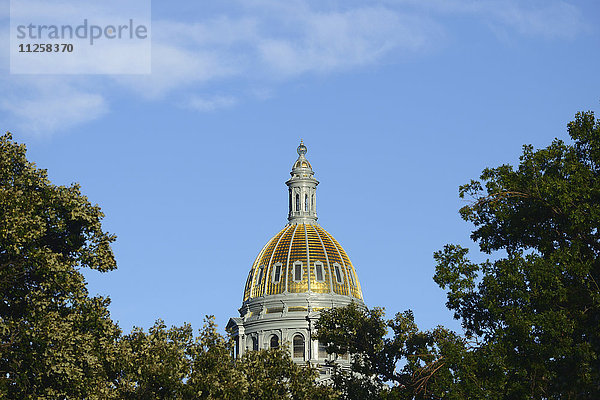 USA  Colorado  Denver  Capitol State Gebäude gegen blauen Himmel