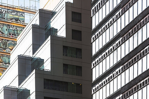 USA  New York State  New York City  Manhattan  Fassade eines modernen Gebäudes