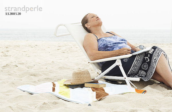 Frau am Strand