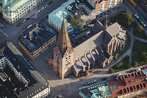 Luftaufnahme der Kirche