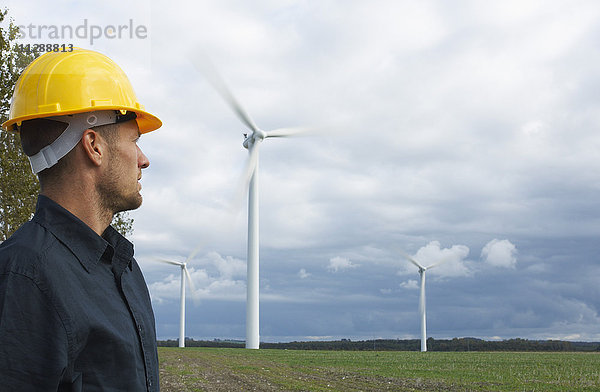 Arbeiter im Windpark  Dänemark