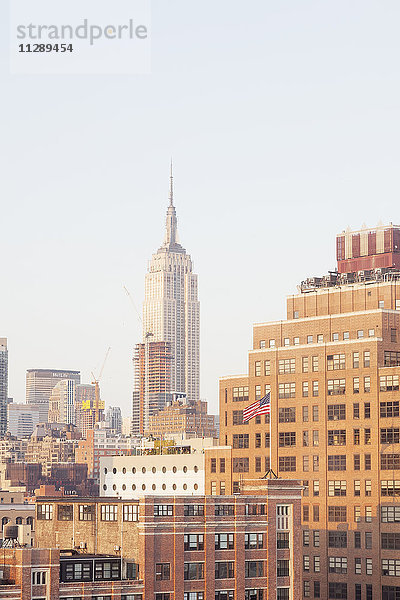 USA  New York City  Meatpacking District mit Empire State Building im Hintergrund