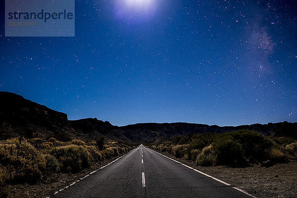 Spanien  Teneriffa  Teide Nationalpark  Sternenhimmel