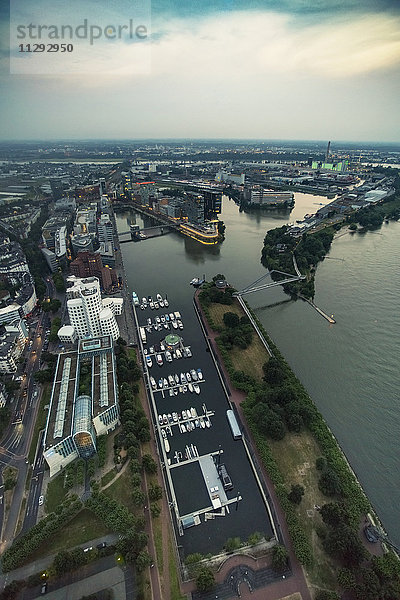 Deutschland  Düsseldorf  Luftbild des Medienhafens