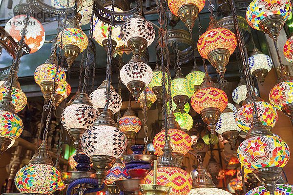 Türkische Lampen  Grand Bazaar  Istanbul  Türkei  Asien