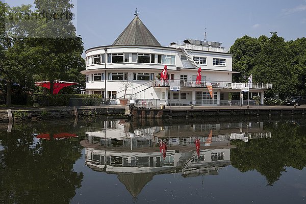 Wasserbahnhof auf der Schleuseninsel  Mülheim an der Ruhr  Ruhrgebiet  Nordrhein-Westfalen  Deutschland  Europa