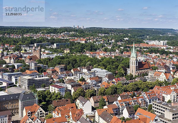 Ausblick vom Ulmer Münster mit Pauluskirche und Georgskirche  Ulm  Oberschwaben  Schwaben  Baden-Württemberg  Deutschland  Europa