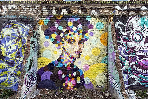 Graffiti  farbiges Portrait  Brick Lane  London  England  Großbritannien  Europa