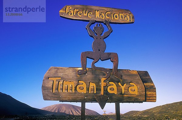Wegweiser  Nationalpark Timanfaya  Lanzarote  Kanarische Inseln  Spanien  Europa