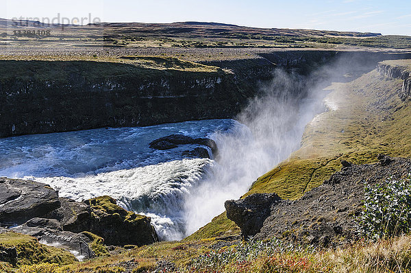 Wasserfall Gullfoss und Fluss Hvita im Südwesten Islands.
