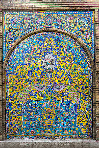 Iran  Teheran-Stadt  Golestan-Palastkomplex  Shams-Al Emarat (Gebäude der Sonne)