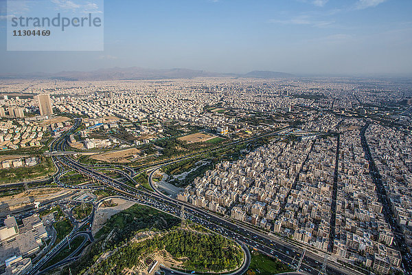 Iran  Teheran City  Teheran City vom Milad-Turm aus.