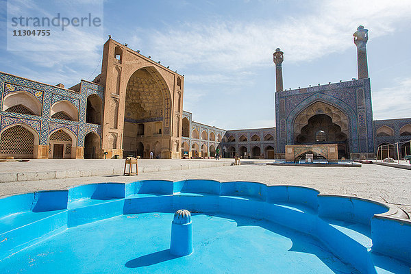 Iran  Isfahan Stadt  Masjed-e Jame (Freitagsmoschee) UNESCO  Weltkulturerbe  Innenhof