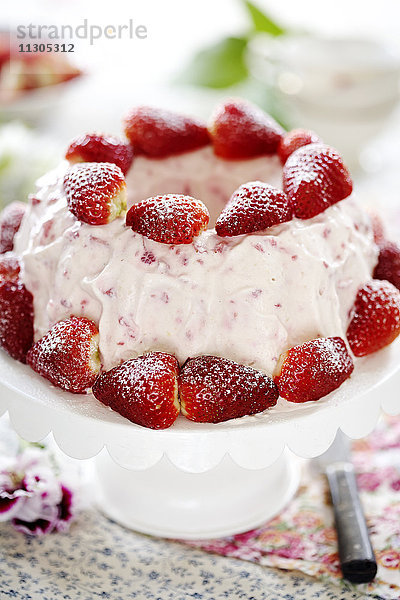Torte mit Erdbeeren