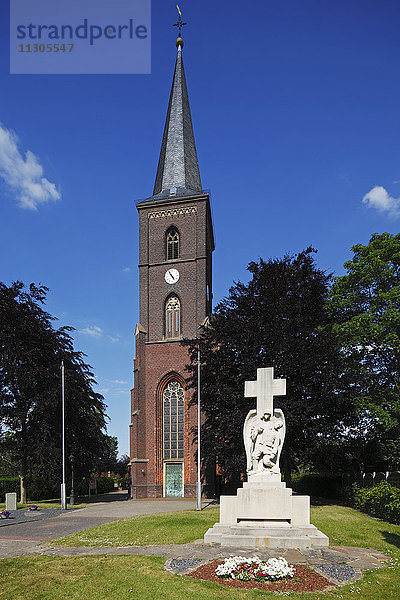 Antoniuskirche in Geldern-Pont  Niederrhein  Nordrhein-Westfalen