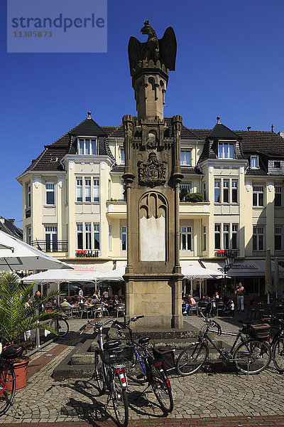 Preußendenkmal am alten Markt von Moers  Niederrhein  Nordrhein-Westfalen
