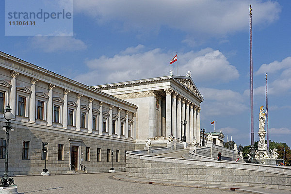 Parlamentsgebäude  Pallas-Athene-Brunnen