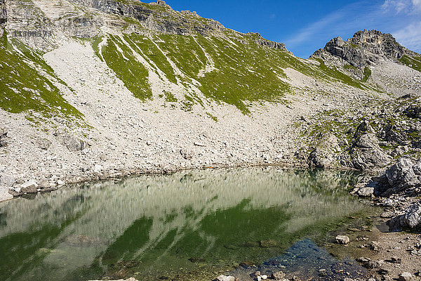 Allgäu  Allgäuer Alpen  Alpen  Bayern  bei Oberstdorf  Berglandschaft  Bergsee  Bergwelt  Daumengruppe  Deutschland  Europa  Berge  Wasser  Koblat  Koblatsee  Natur  Nordkalk  See  Süddeutschland