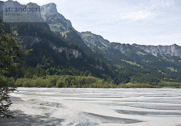 Schweiz  Europa  Berner Oberland  Kiental  Tschingelsee  Aue  Naturschutzgebiet