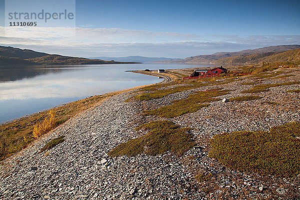 Europa  Fjord  Herbst  Herbstfarben  Küste  Landschaft  Landschaft  Lappland  Meer  Norwegen  Oldernes  Repparfjord  Skandinavien  Wasser