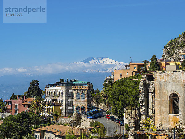Italien  Sizilien  Taormina mit dem Ätna im Hintergrund