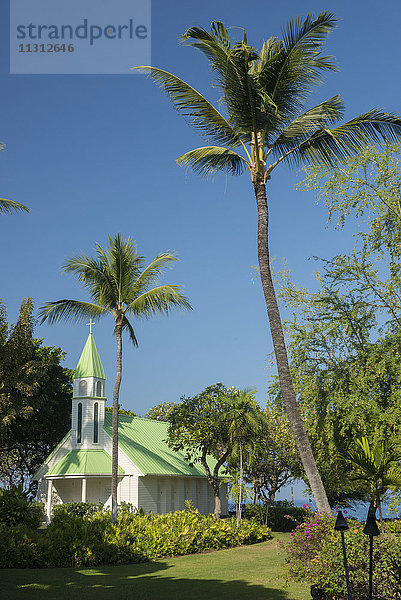 USA  Vereinigte Staaten  Amerika  Hawaii  Big Island  Kona Sheraton Hotel  Kirche am Meer
