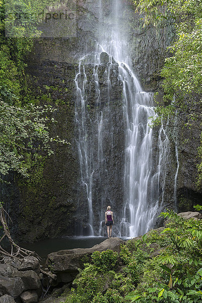 USA  Vereinigte Staaten  Amerika  Hawaii  Maui  Hana  Wasserfall  MR 0540