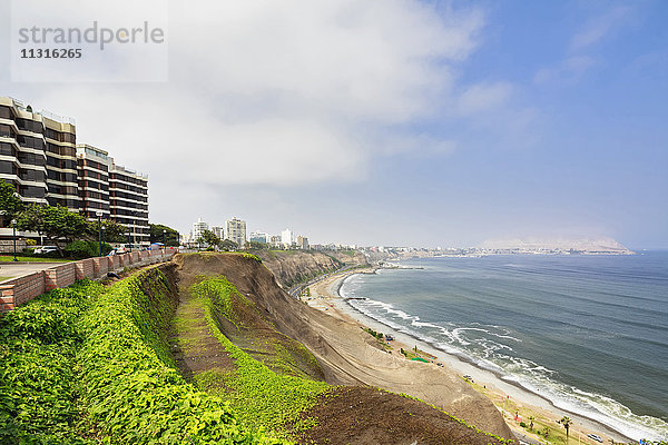 Peru  Lima  Miraflores  Skyline  Steilküste