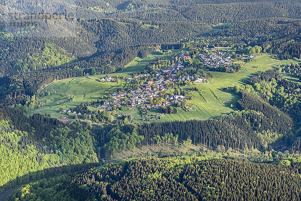 Deutschland  Gehlberg  Luftbild des Dorfes
