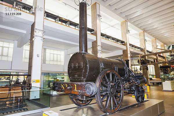 England  London  Kensington  Wissenschaftsmuseum  Stephensons Raketenlokomotive von 1829