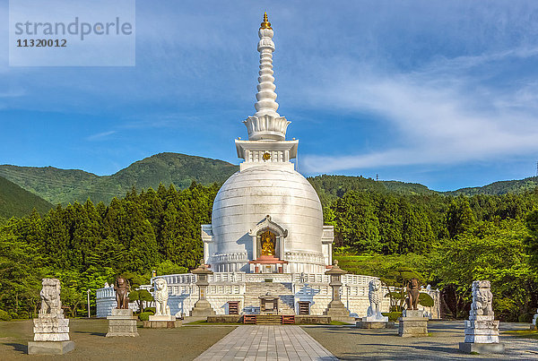 Japan  Gotemba-Stadt  Stupa
