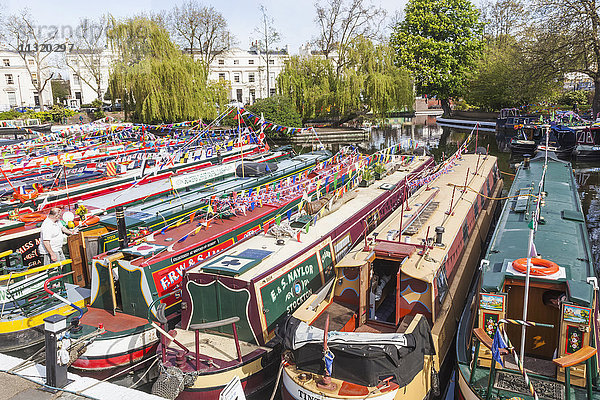 England  London  Klein-Venedig  Kanalboote bei der jährlichen Canalway Cavalcade